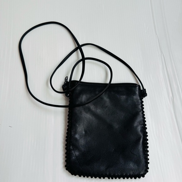 Vintage L.J.S. Collection Black Leather Crossbody Bag - Picture 2 of 7